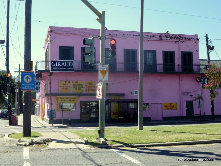 NOLA Ghetto, Po'Boy Place 01