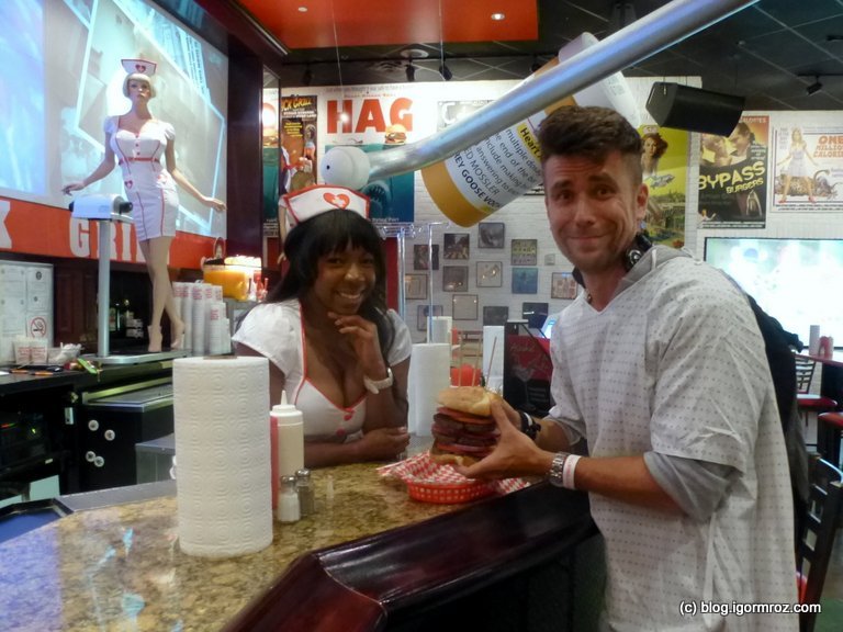 Heart Attack Grill 06