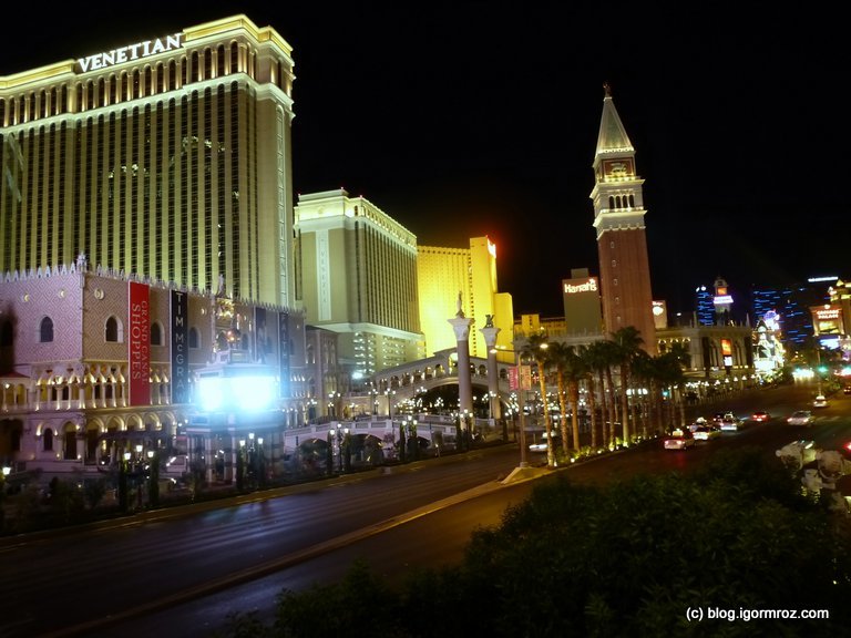 The Strip 07