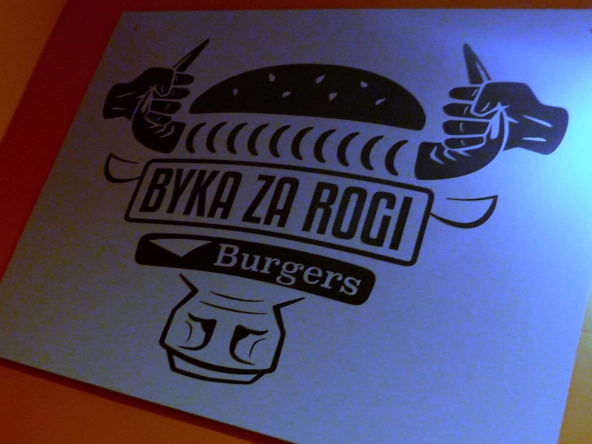 byka za rogi hipsterska burgerownia w redzie